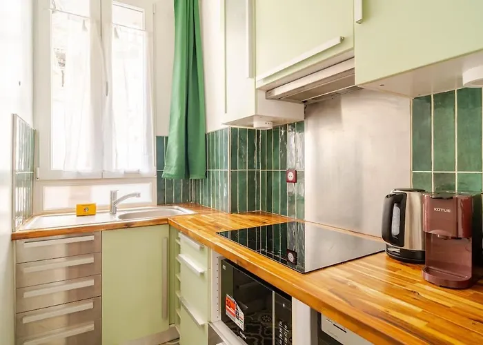 Renovated Ac 10 Min To Eiffel Tower