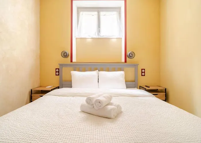 Renovated Ac 10 Min To Eiffel Tower
