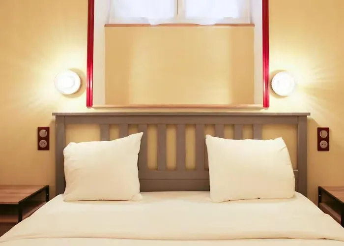Renovated Ac 10 Min To Eiffel Tower شقة *